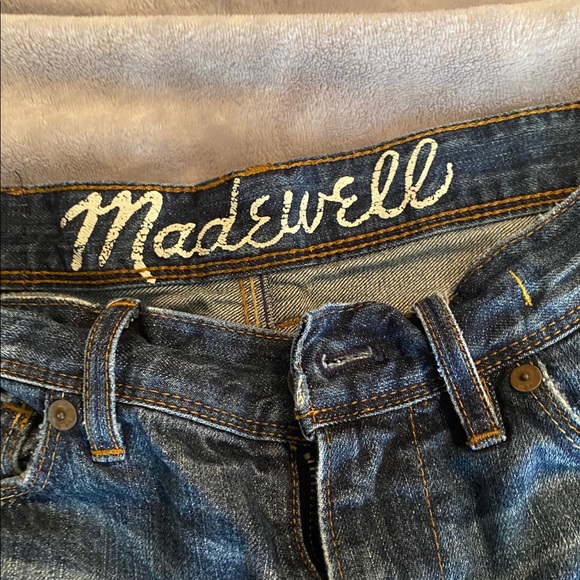 MADEWELL Dark Wash Raw Hem Jean Shorts Size 25 - Picture 2 of 4